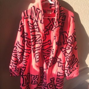 Victoria’s Secret Pink Robe